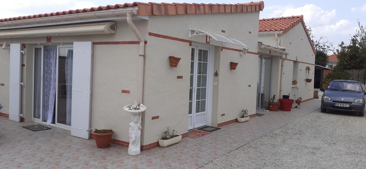 Le Petit Plessis Cure Villa Liré Exterior photo